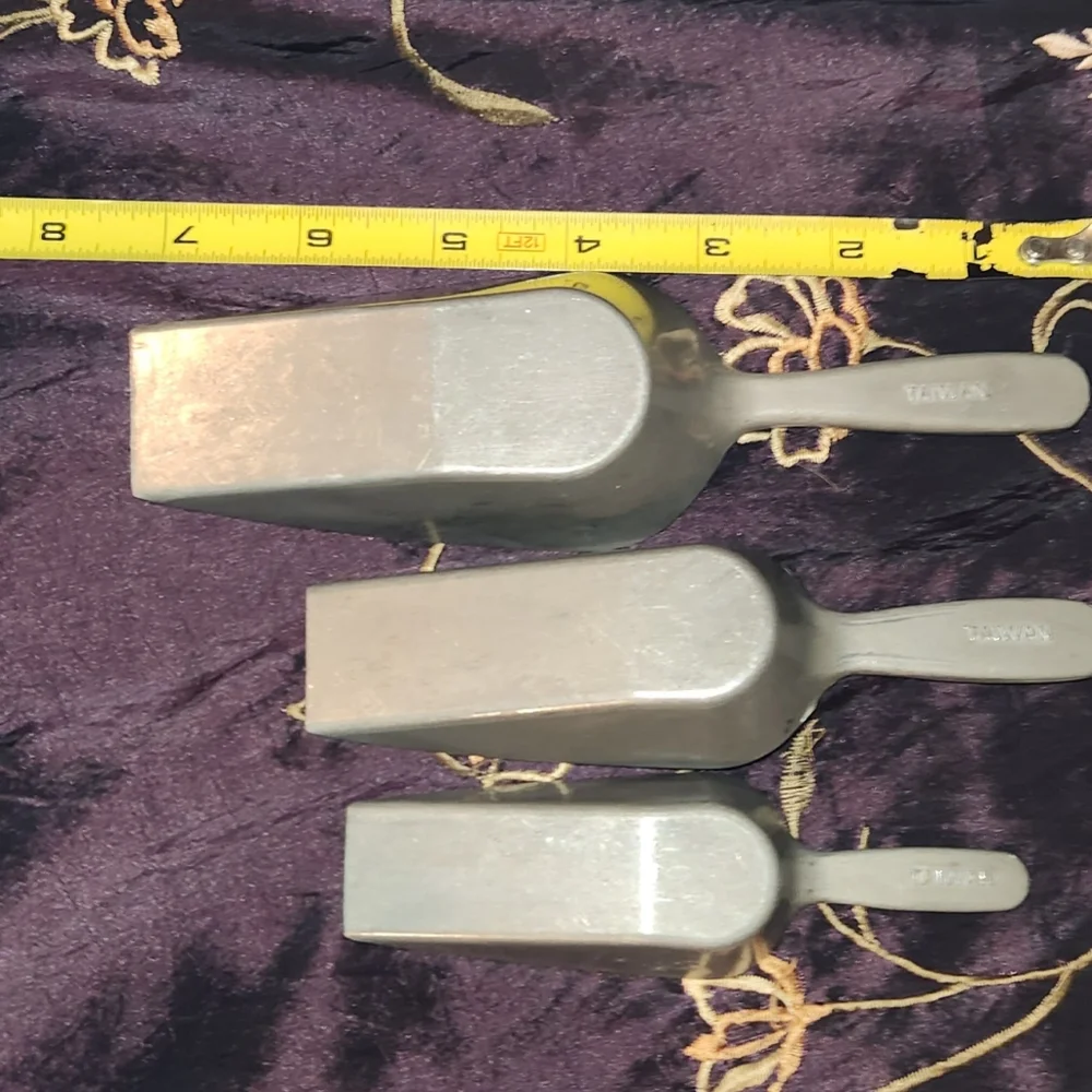 VINTAGE 3 Pcs Scoop Dipper TIN MADE IN TAIWAN SET NO SEPARATING